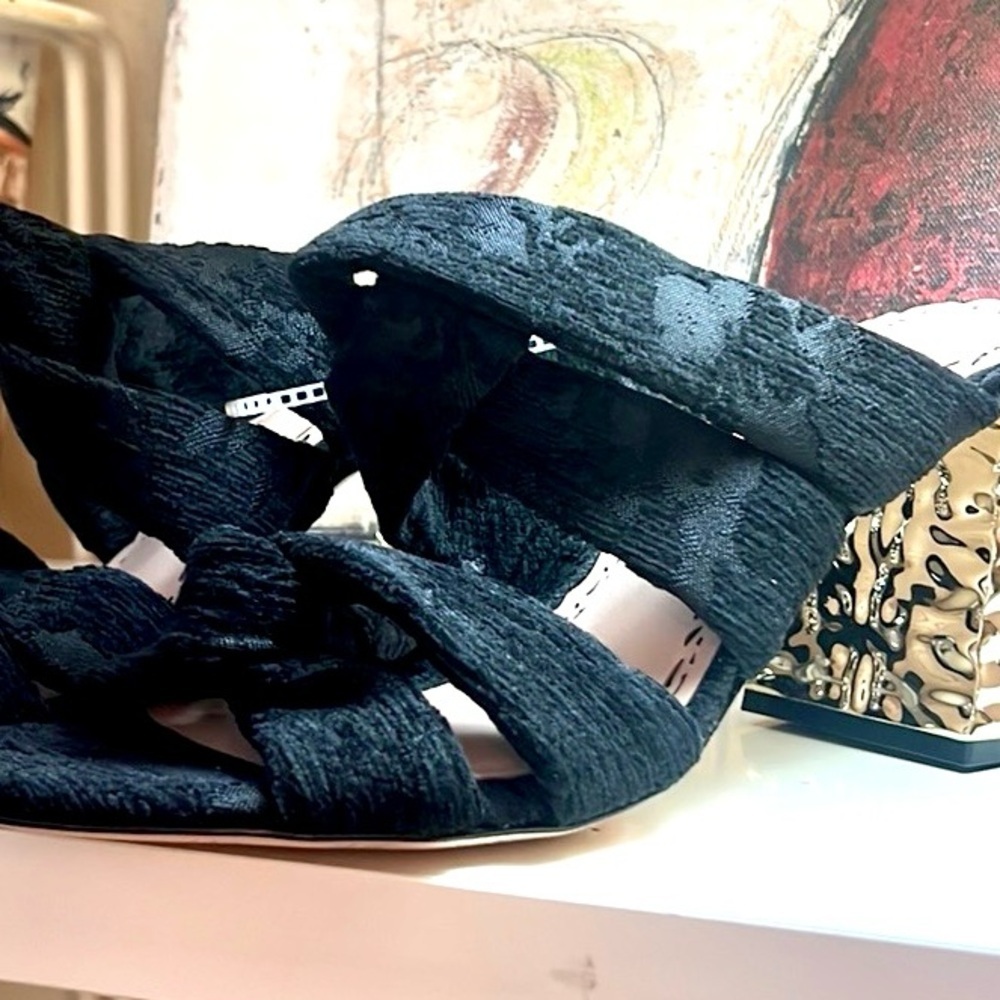 NWT,Marchesa, Muse by Marchesa Iris Printed Velvet Knotted Dress Heels,Size 10 - Picture 6 of 6